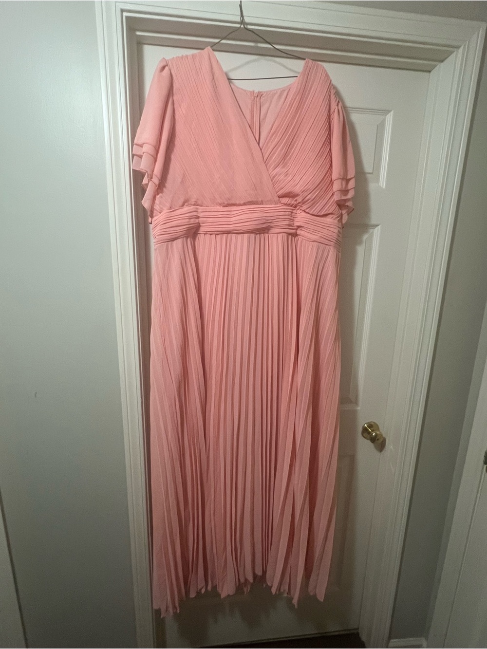 Elegant Pink Pleated Women's Dress